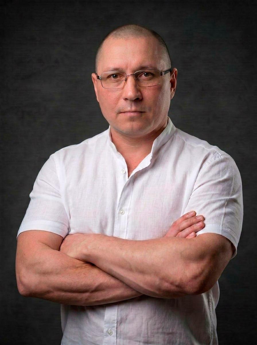 Алексей Иванов